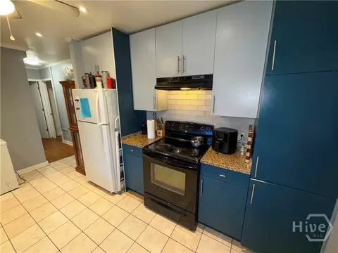 Kitchen - 810 W Main St, Claxton, GA 30417 photo 5 of 5