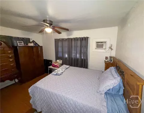 Bedroom - 810 W Main St, Claxton, GA 30417 photo 10 of 12