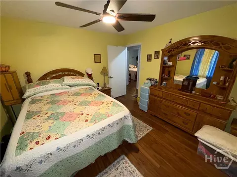 Bedroom - 810 W Main St, Claxton, GA 30417 photo 7 of 12