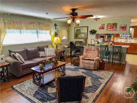 Living - 810 W Main St, Claxton, GA 30417 photo 1 of 4