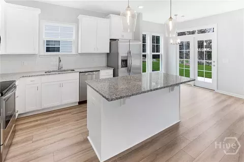 Kitchen - 212 Chime, Pooler, GA 31322 photo 4 of 5