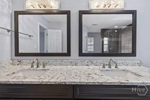 Bath - 233 Longleaf Cir, Pooler, GA 31322 photo 7 of 7