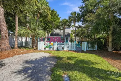 1304 2nd Ave, Tybee Island, GA 31328