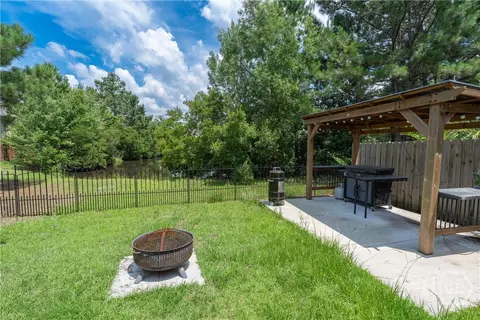 Exterior - 117 Broken Bit, Guyton, GA 31312 photo 8 of 11