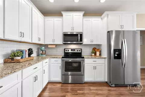 Kitchen - 785 Goshen Rd, Rincon, GA 31326 photo 1 of 5