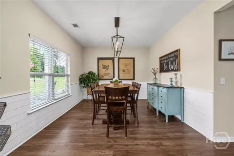 Dining - 785 Goshen Rd, Rincon, GA 31326 photo 1 of 2