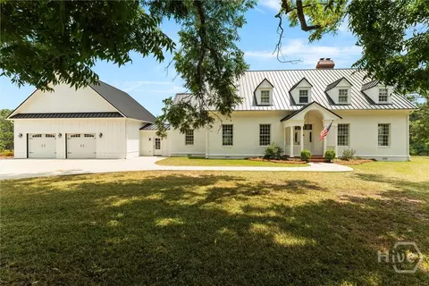 2224 Chainey Briar Rd, Metter, GA 30439