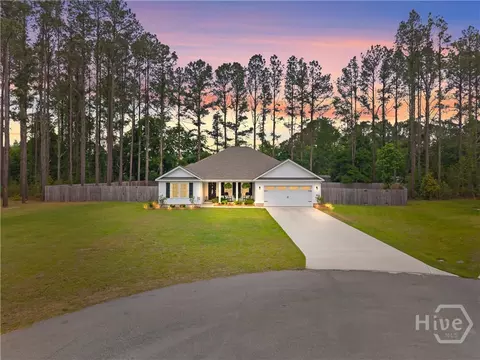 343 Tallulah Bnd, Ellabell, GA 31308