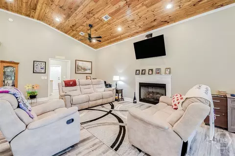 Living - 545 Exley Loop, Rincon, GA 31326 photo 1 of 4