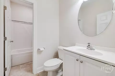 Bath - 119 Telford St, Savannah, GA 31407 photo 6 of 6