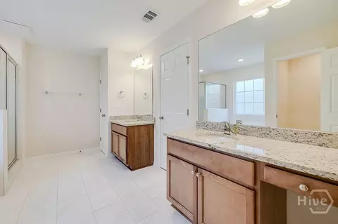 Bath - 119 Telford St, Savannah, GA 31407 photo 3 of 6