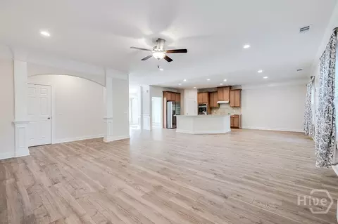 Living - 119 Telford St, Savannah, GA 31407 photo 4 of 6