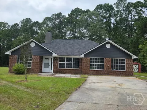 580 Rice Gate Dr, Richmond Hill, GA 31324