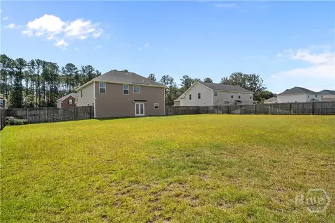 Exterior - 511 Nashview Trl, Allenhurst, GA 31301 photo 4 of 8