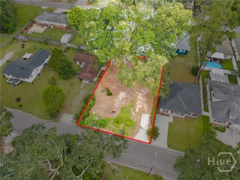 2416 Bon Air Dr, Savannah, GA 31406