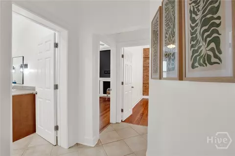 Entry Way - 125 E Broad St #2D, Savannah, GA 31401 photo 3 of 3