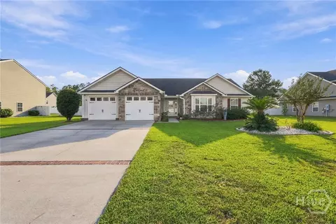 107 Caravelle Dr, Guyton, GA 31312