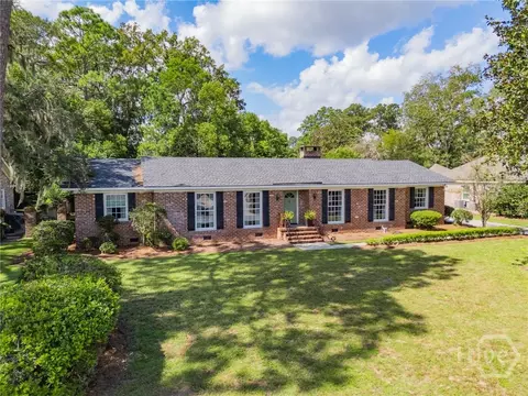 5713 Sweetbriar Cir, Savannah, GA 31406