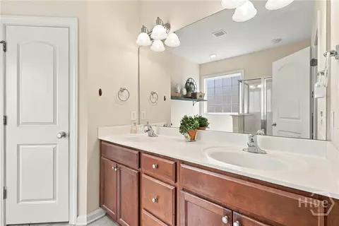 Bath - 6 Olde Gate Ct, Pooler, GA 31322 photo 1 of 3