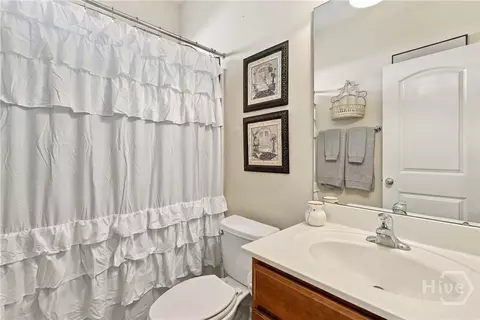 Bath - 6 Olde Gate Ct, Pooler, GA 31322 photo 3 of 3