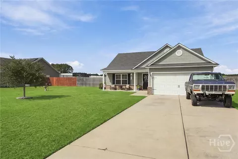 Exterior - 102 Dasher Dr, Springfield, GA 31329 photo 3 of 8