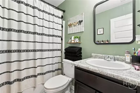 Bath - 102 Dasher Dr, Springfield, GA 31329 photo 1 of 4