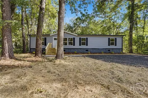 Exterior - 45 2nd Ave, Midway, GA 31320 photo 1 of 8