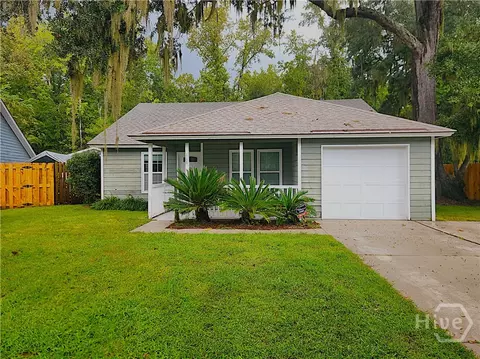 116 W White Hawthorne Dr, Savannah, GA 31419