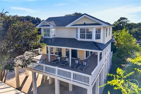 10 Center Pl, Tybee Island, GA 31328
