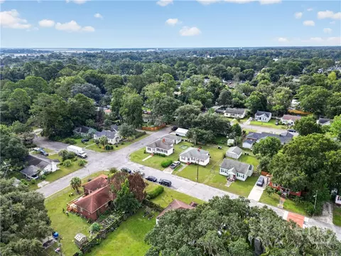 View/Area - 38 E Th E Street St, Savannah, GA 31401 photo 6 of 8