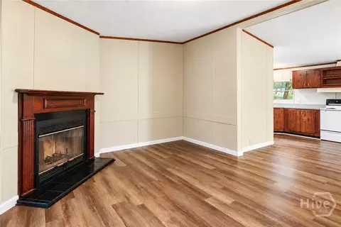 Living - 3593 B B Ln, Millen, GA 30442 photo 5 of 10