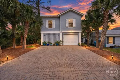 1019 Laurel Ave, Tybee Island, GA 31328