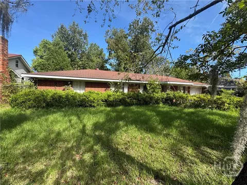 110 Oglesby Ave, Garden City, GA 31408