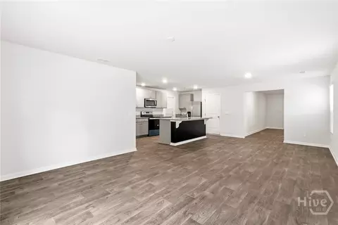 Living - 116 Aruba Rd, Guyton, GA 31312 photo 2 of 4