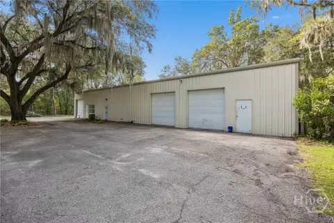 2268 Us Highway 80, Bloomingdale, GA 31302