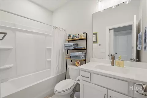 Bath - 643 Blue Moon Xing, Pooler, GA 31322 photo 3 of 3