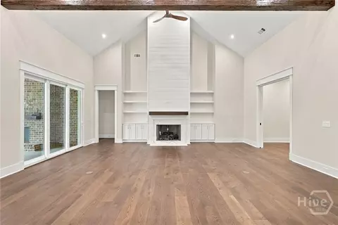 Living - 617 Wau Bun Dr, Savannah, GA 31419 photo 2 of 7