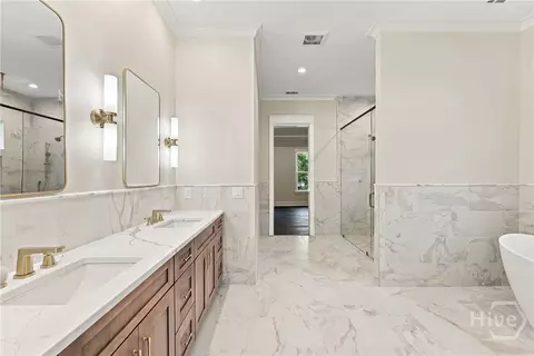 Bath - 617 Wau Bun Dr, Savannah, GA 31419 photo 10 of 19