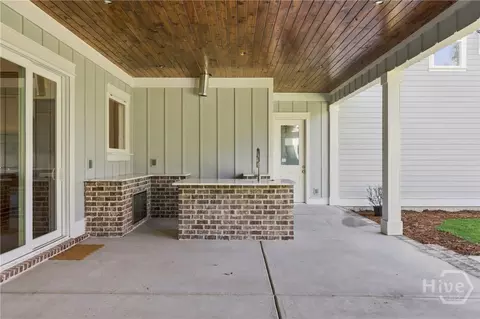 Exterior - 617 Wau Bun Dr, Savannah, GA 31419 photo 6 of 7