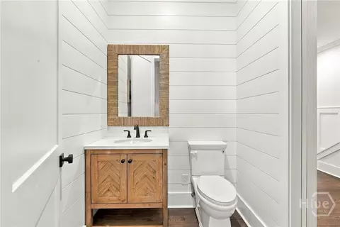 Bath - 617 Wau Bun Dr, Savannah, GA 31419 photo 1 of 19