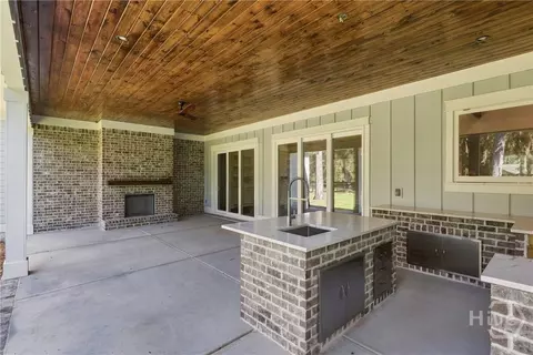 Exterior - 617 Wau Bun Dr, Savannah, GA 31419 photo 4 of 7