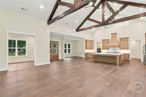 Living - 617 Wau Bun Dr, Savannah, GA 31419 photo 5 of 7
