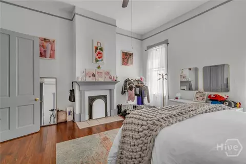 Bedroom - 404 E Duffy St, Savannah, GA 31401 photo 5 of 9
