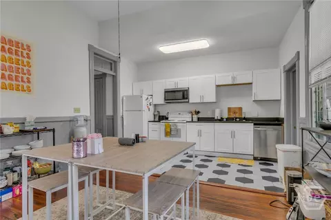 Dining - 404 E Duffy St, Savannah, GA 31401 photo 6 of 6