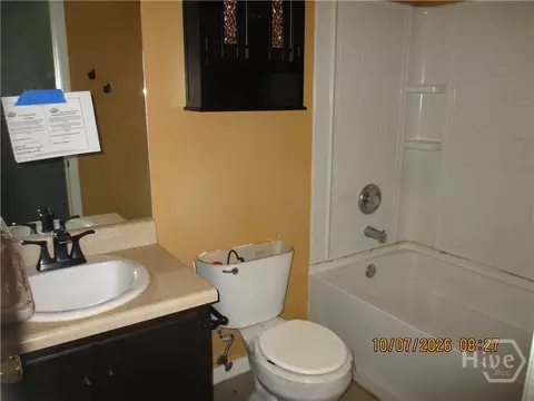 Bath - 166 Gloucester Dr, Midway, GA 31320 photo 1 of 2
