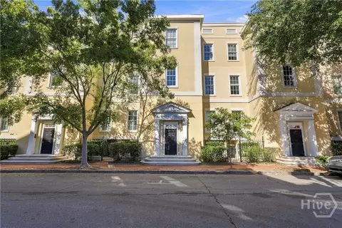 318 W Jones St, Savannah, GA 31401