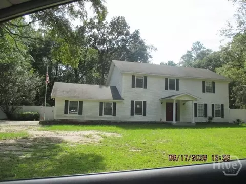 903 Bradwell St, Hinesville, GA 31313