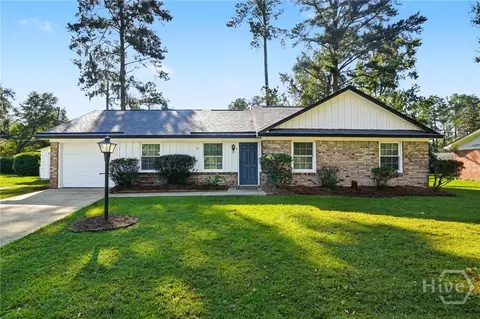 6 E Stillwood Cir, Savannah, GA 31419