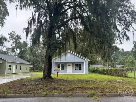 2418 Riviera Dr, Savannah, GA 31406