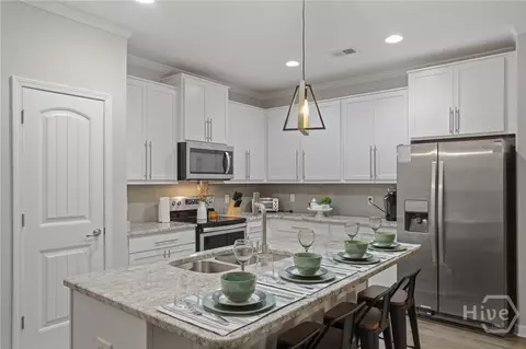 Kitchen - 331 Sonoma Dr, Pooler, GA 31322 photo 2 of 4